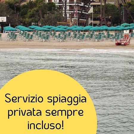 Hotel Astoria Pineto Zewnętrze zdjęcie