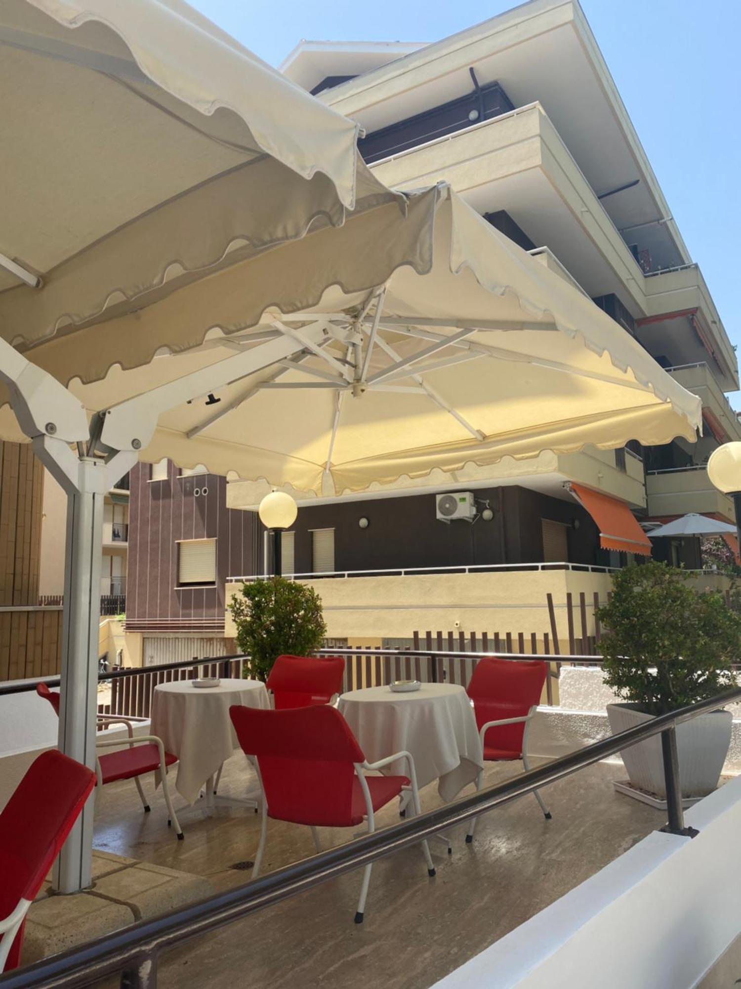 Hotel Astoria Pineto Zewnętrze zdjęcie